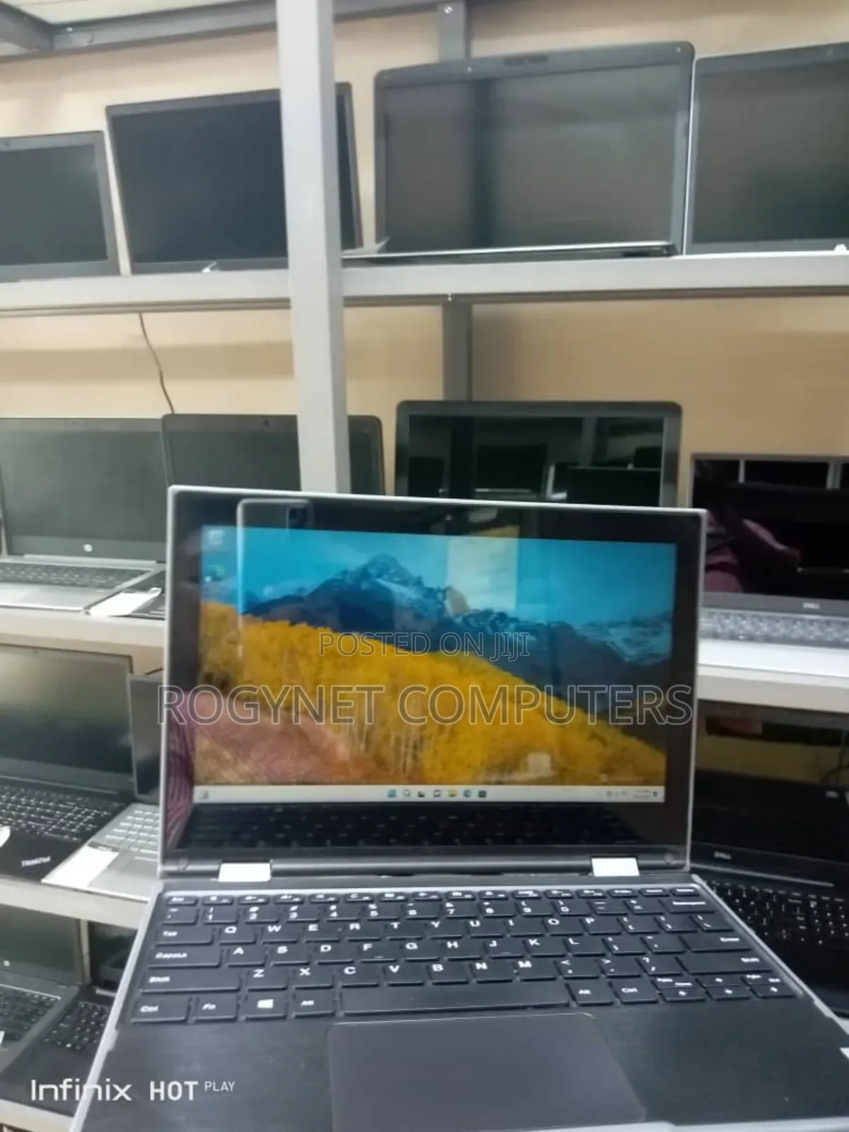 Laptop Lenovo 300e 4GB Intel Celeron SSD 72GB