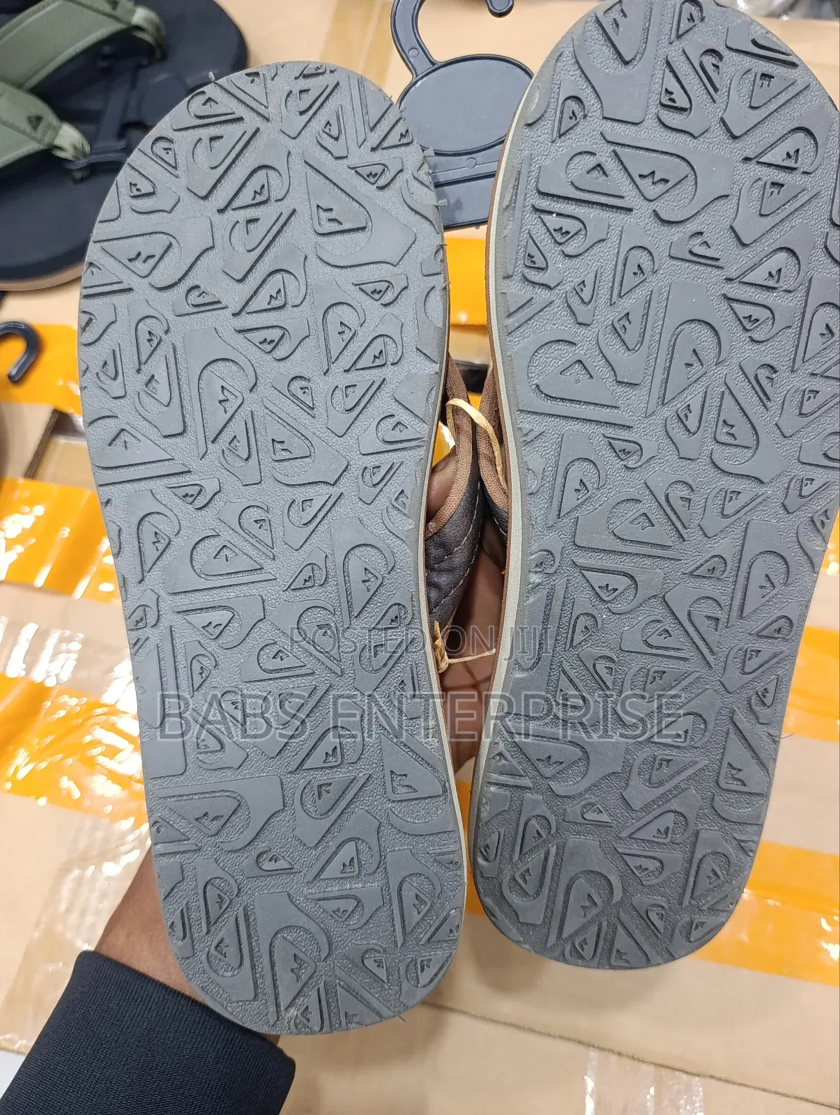 Quicksilver Flip-flops
