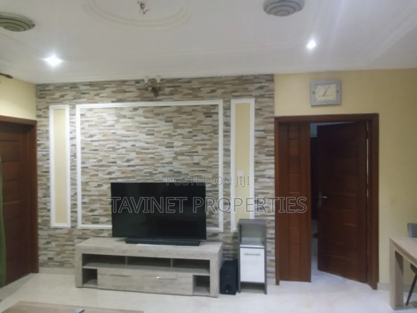 Furnished 2bdrm Apartment in Little Roses Area for rent