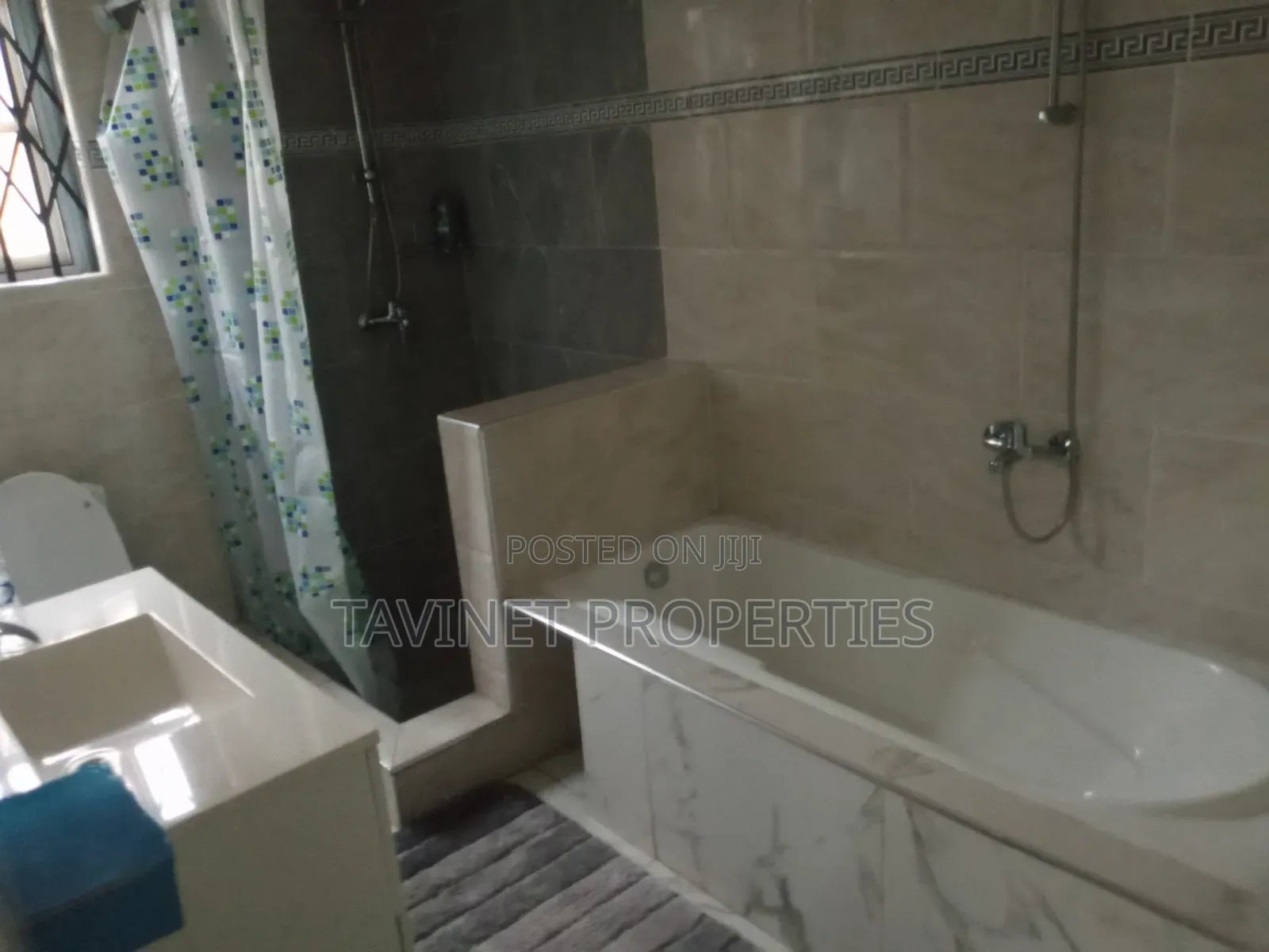 Furnished 2bdrm Apartment in Little Roses Area for rent