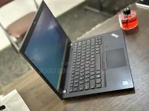 New Laptop Lenovo Thinkpad T490s 8GB Intel Core I5 SSD 256GB