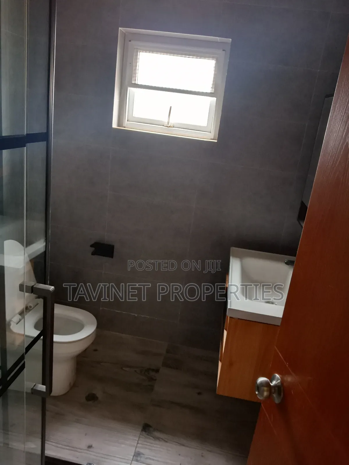 5bdrm House in Ability for sale