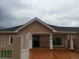 3bdrm House in Dki Properties, Amrahia for sale