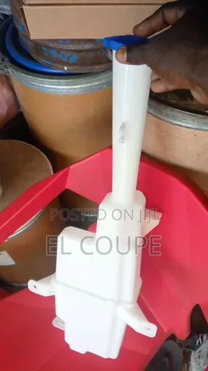 Hyundai Santa Fe Wiper Bottle 2019,2020