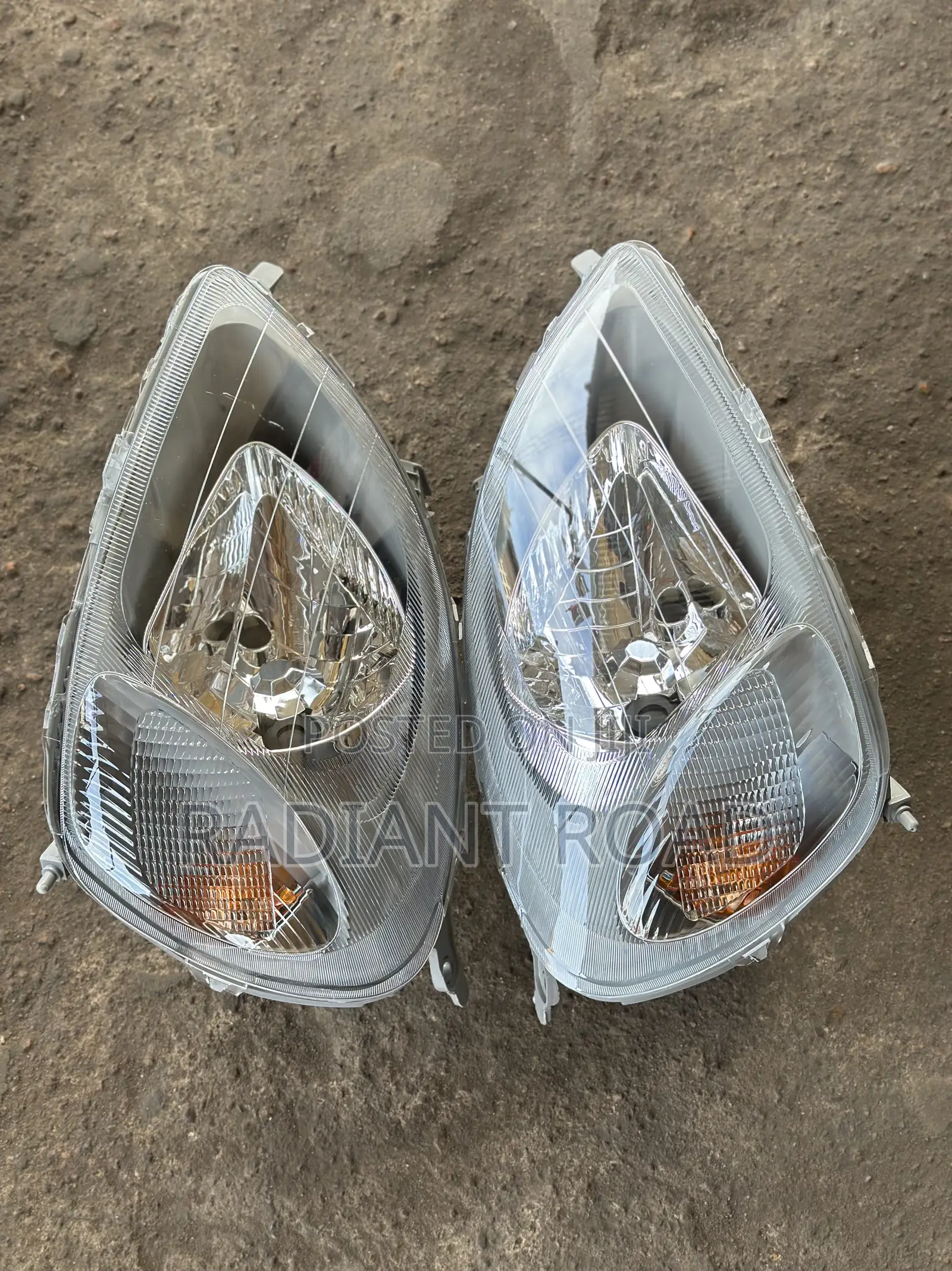 Toyota Vitz/ Yaris 2002 Model