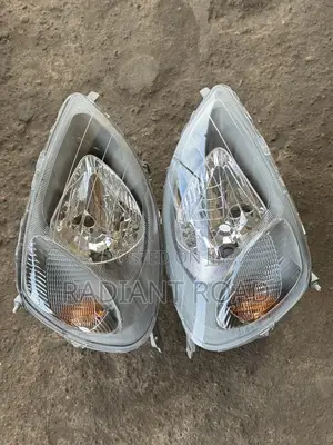 Toyota Vitz/ Yaris 2002 Model