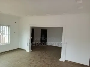 3bdrm House in Dki Properties, Amrahia for sale
