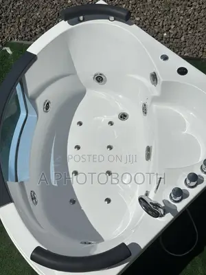 Corner Bathtub - Double Jacuzzi - Jacuzzi Bath