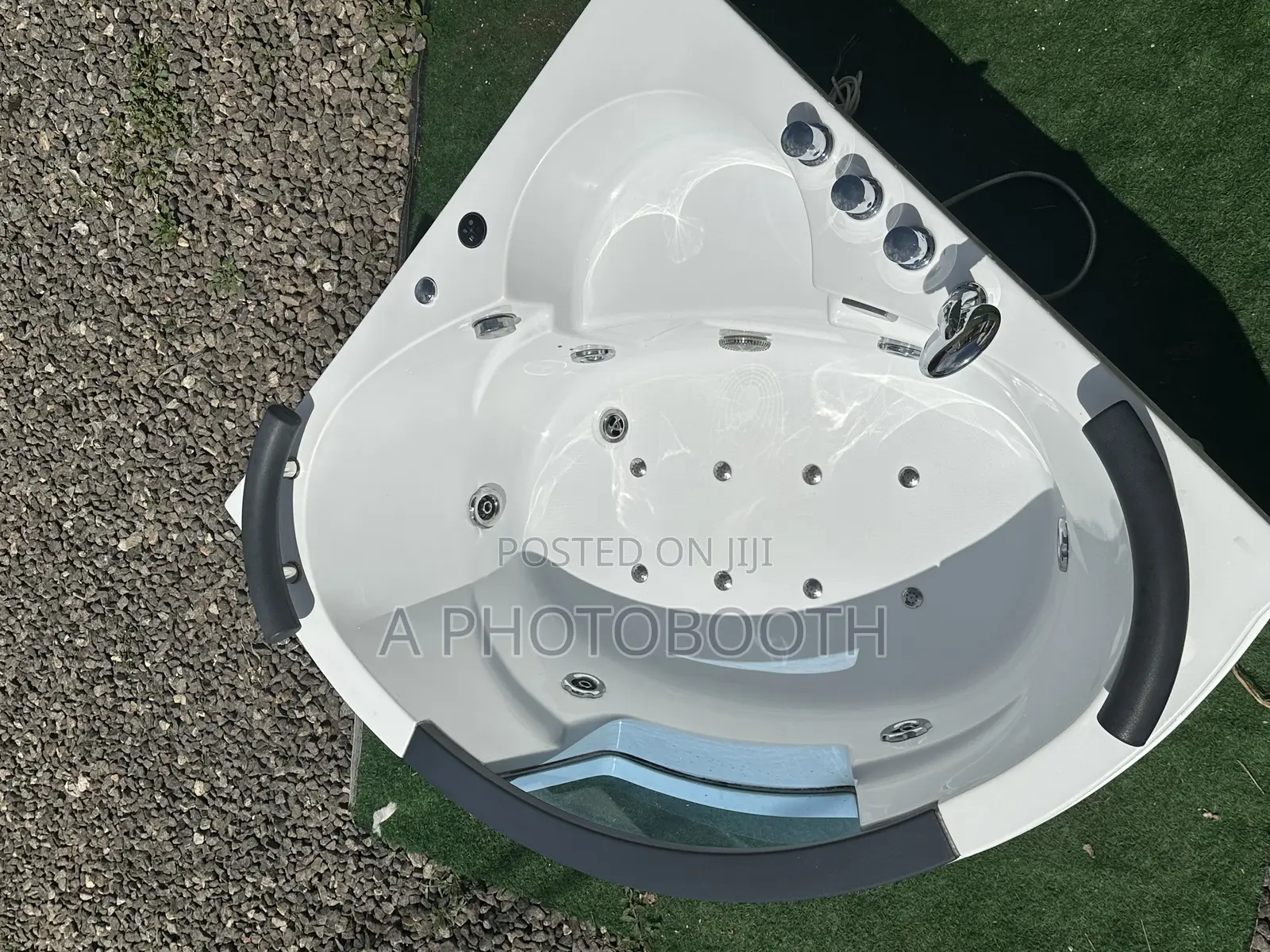 Corner Bathtub - Double Jacuzzi - Jacuzzi Bath