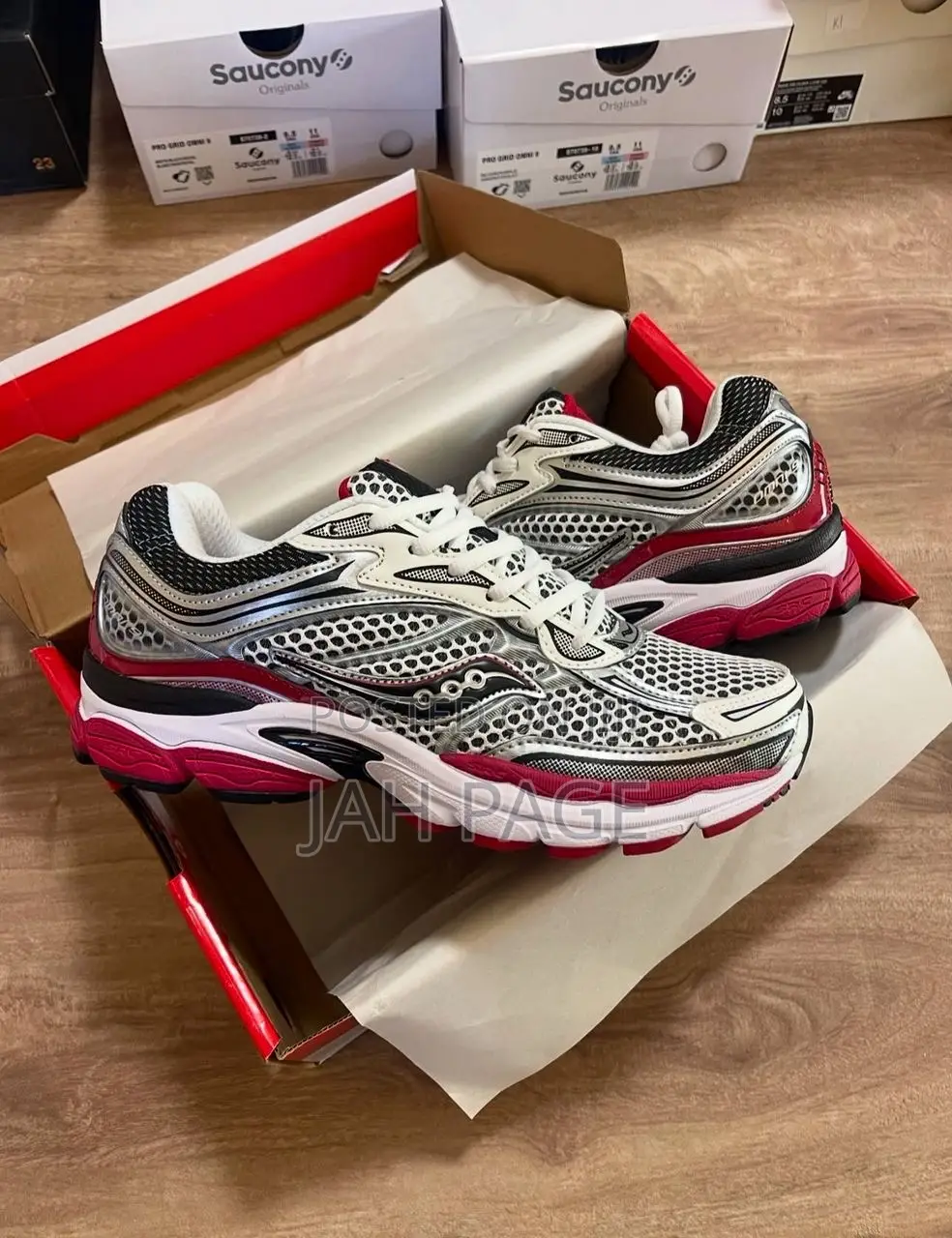 Saucony Omni 9 Sneakers