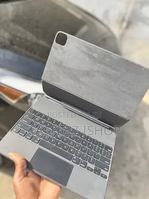 Magic Keyboard