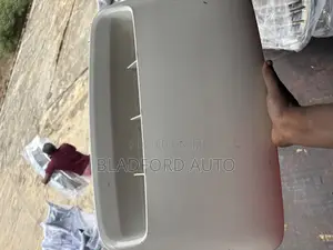 Hilux 2012 Bonnet/Hood Scoop