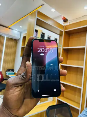 Apple iPhone 12 64 GB Blue