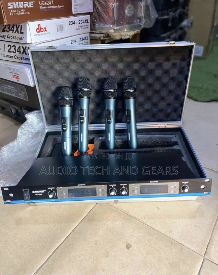 Shure U-6600 Uhf Wireless Microphone