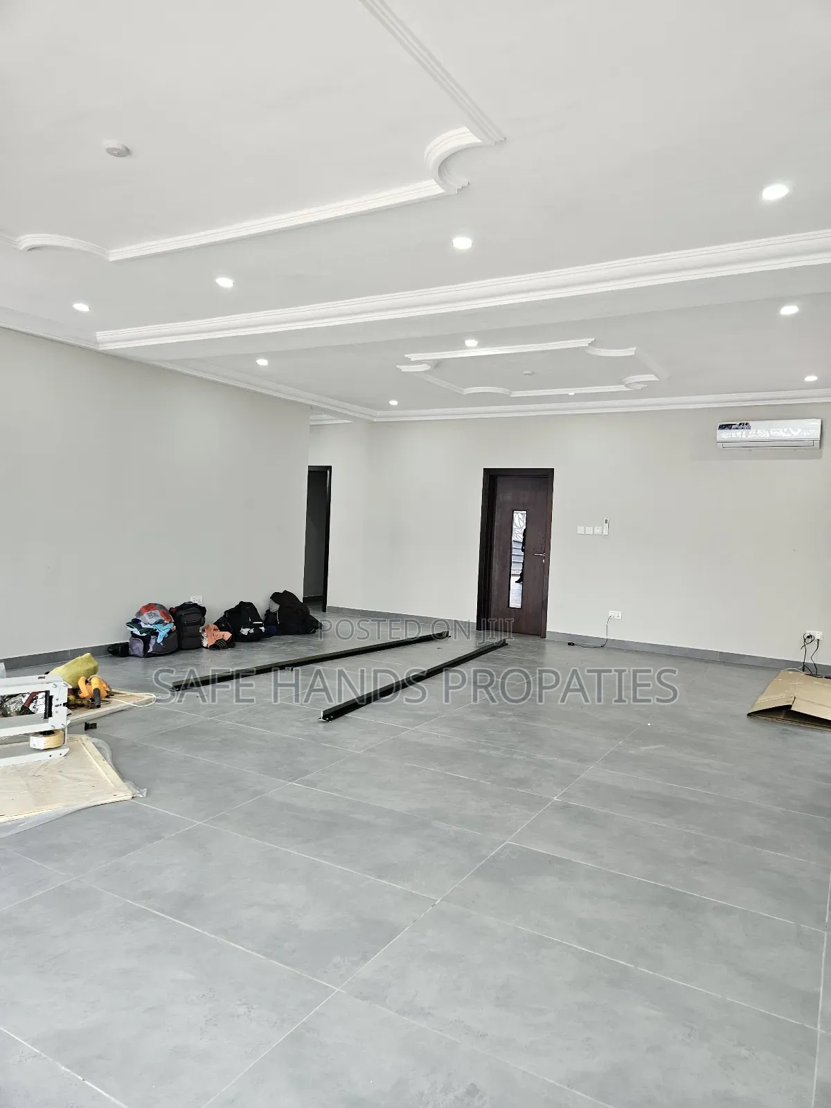 Furnished 6bdrm Apartment in Adjiringanor Close, Accra Metropolitan