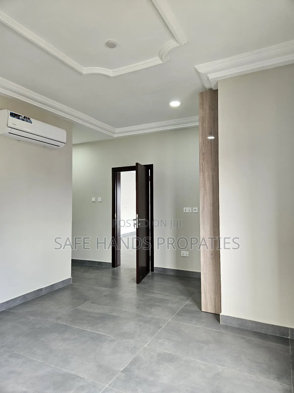 Furnished 6bdrm Apartment in Adjiringanor Close, Accra Metropolitan