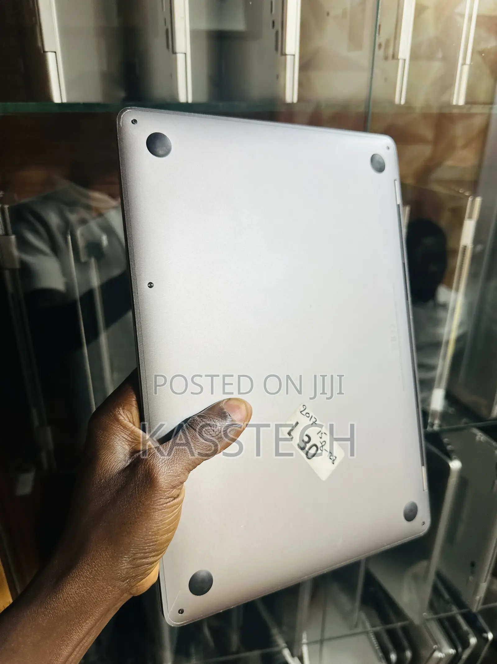 Laptop Apple MacBook Pro 2017 8GB Intel Core I5 SSD 128GB