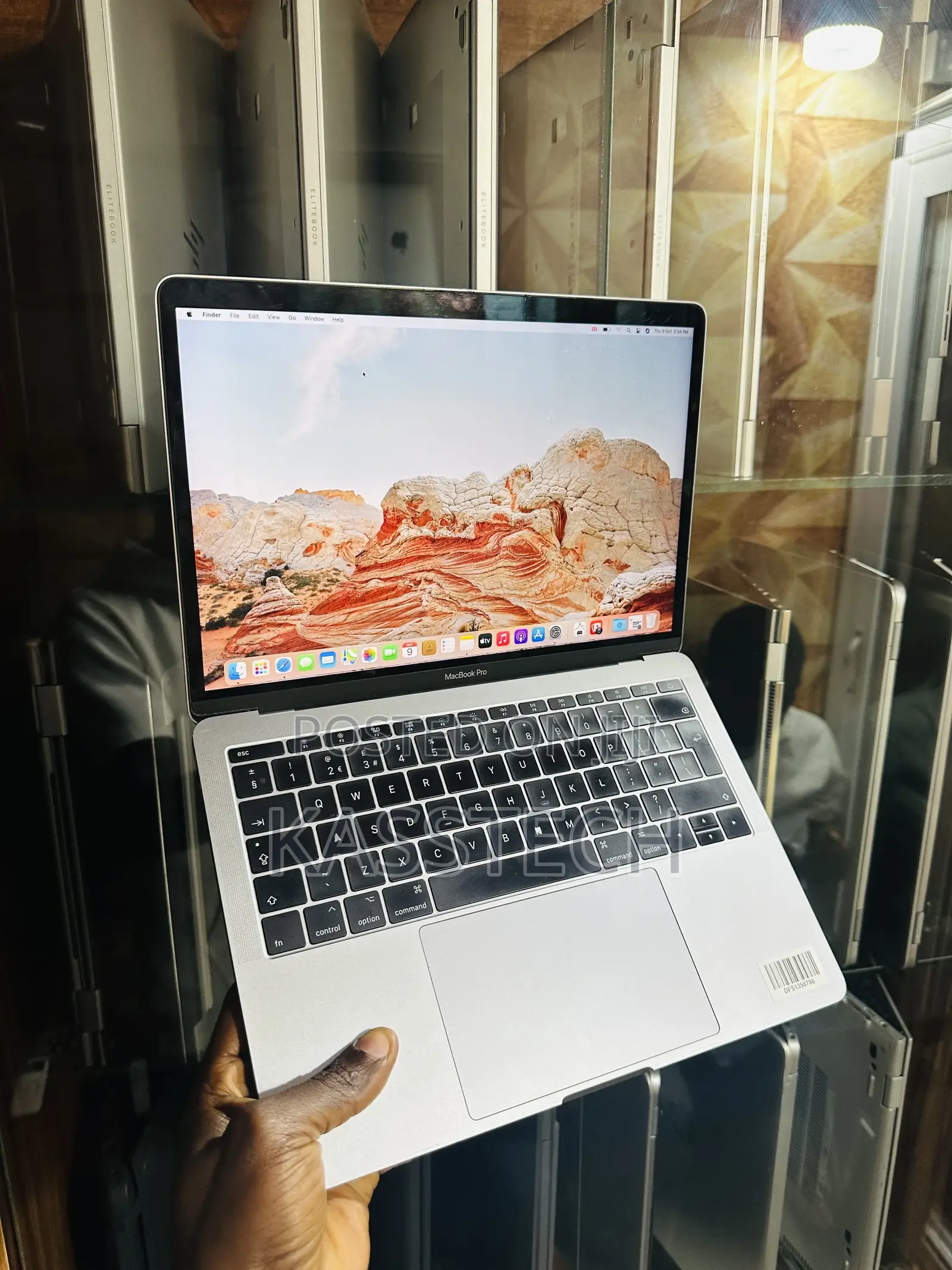 Laptop Apple MacBook Pro 2017 8GB Intel Core I5 SSD 128GB