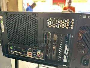Desktop Computer Gigabyte GB-BNi7G4-1050Ti 16GB Intel Core I7 SSD 512GB