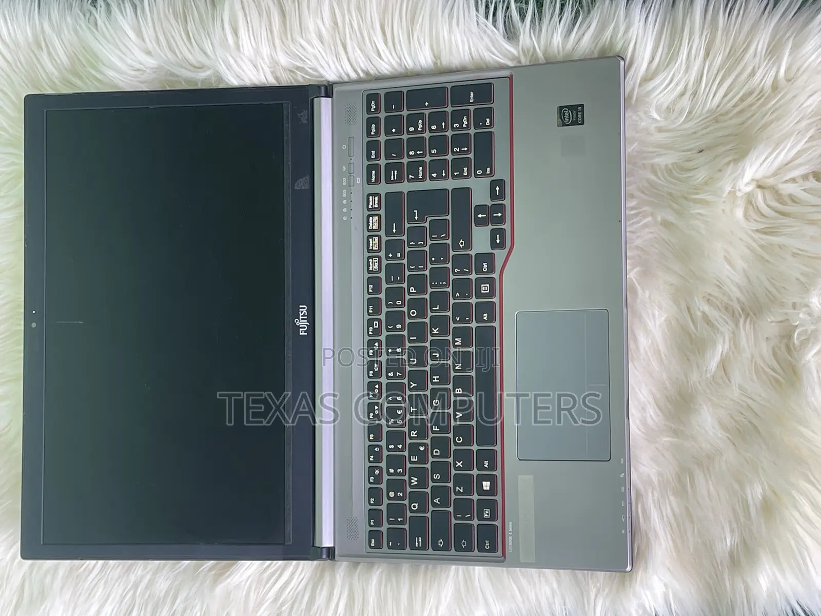 Laptop Fujitsu Lifebook AH532 8GB Intel Core I7 SSD 256GB