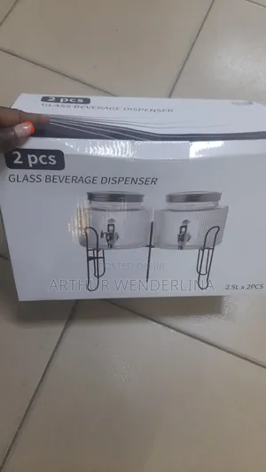 2 in 1 Drink Dispenser. (2.5liters Each)