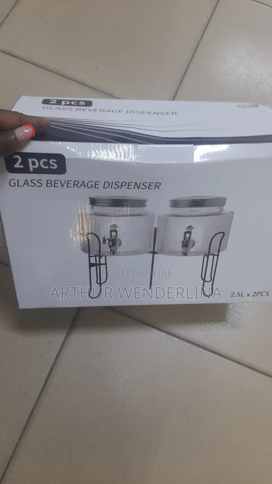 2 in 1 Drink Dispenser. (2.5liters Each)