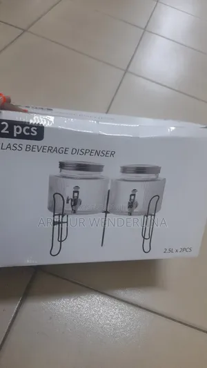 2 in 1 Drink Dispenser. (2.5liters Each)