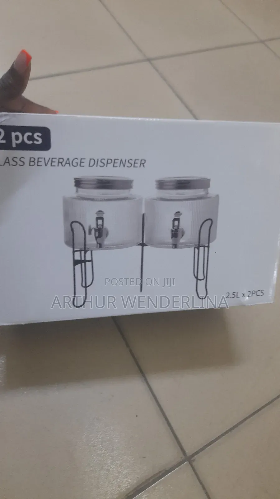 2 in 1 Drink Dispenser. (2.5liters Each)