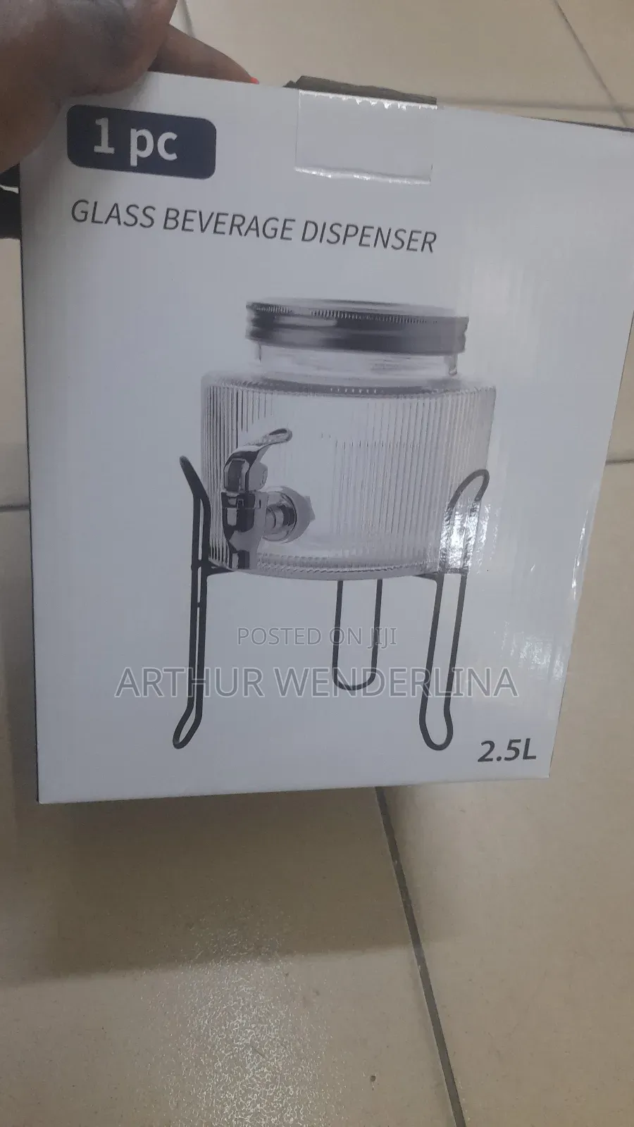 2 in 1 Drink Dispenser. (2.5liters Each)