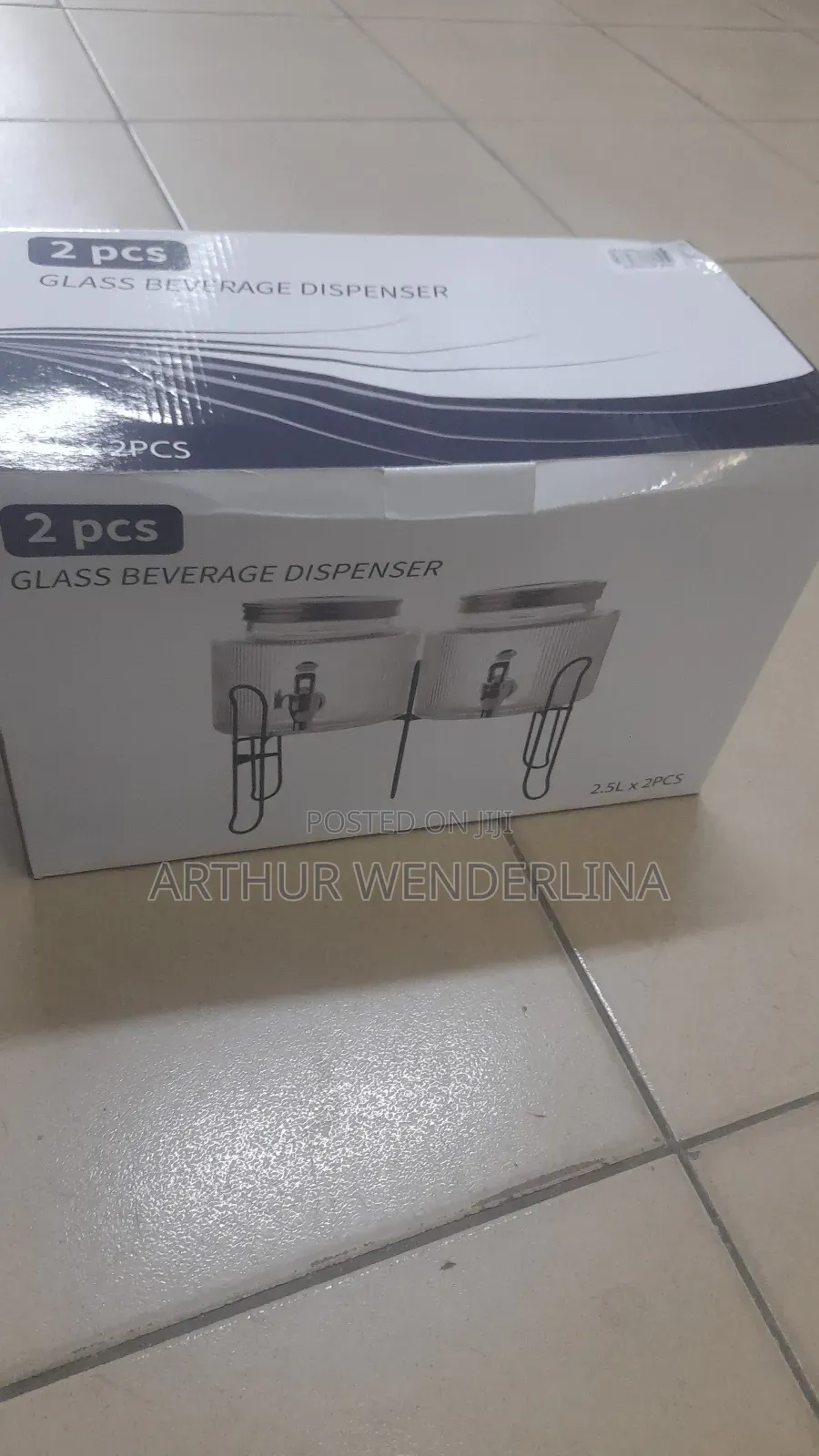 2 in 1 Drink Dispenser. (2.5liters Each)