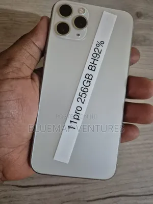 Apple iPhone 11 256 GB White
