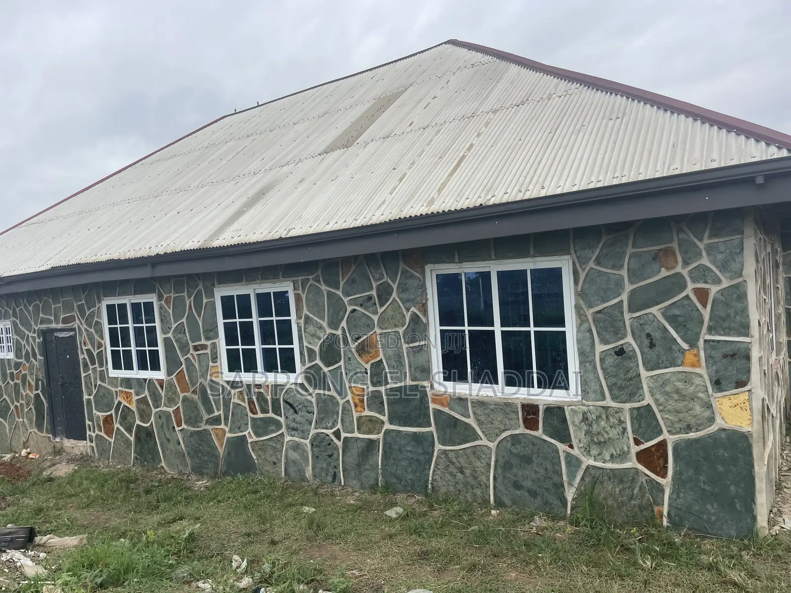 Furnished 4bdrm House in Kwabre for sale