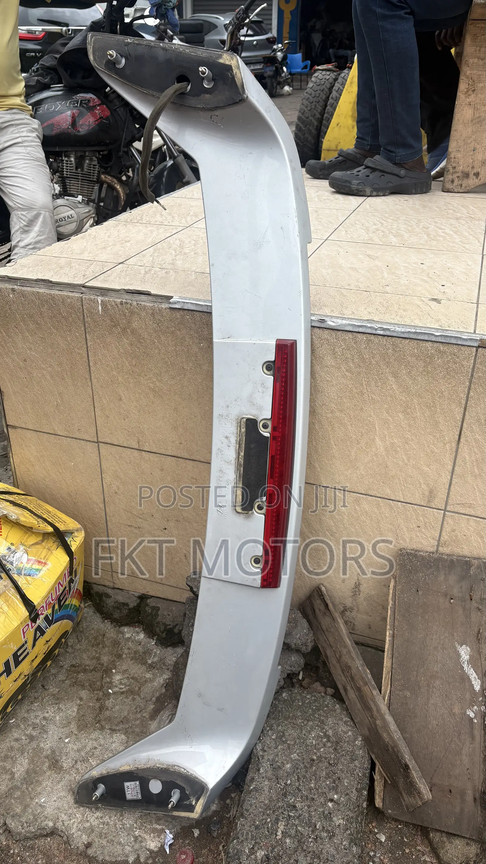 Toyota,Honda,Hyundai,Ford,Vw,Bmw, Boot Spoiler Available For All Cars