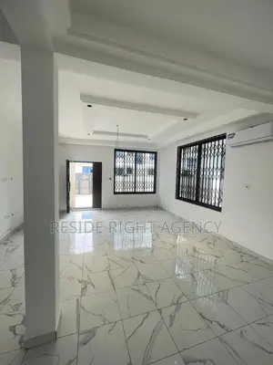 3bdrm House in Oyarifa for sale