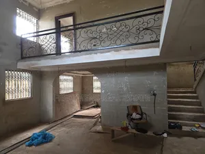 4bdrm House in Fredimens Real, Atwima Kwanwoma for sale