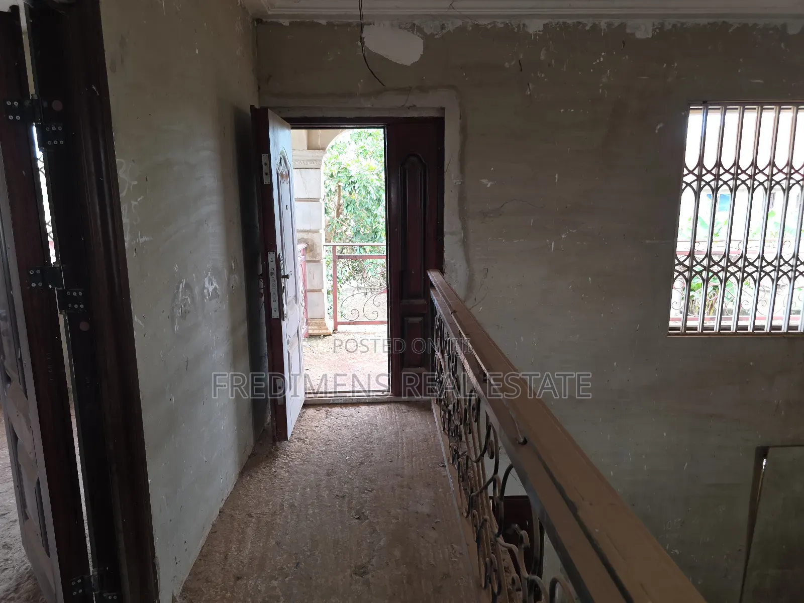 4bdrm House in Fredimens Real, Atwima Kwanwoma for sale