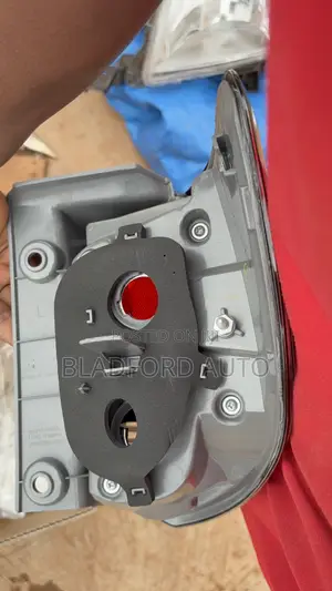 Fortuner 2012 Tailight Pair Depo