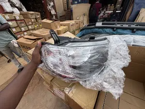 L200 2009-2012 Headlight Pair