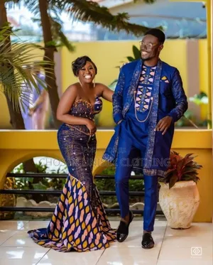 Traditional Kentey Wear for Couple