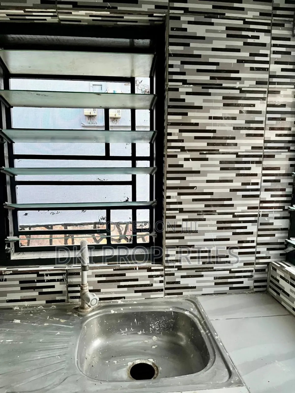 1bdrm Apartment in Dki Properties, Oyibi for rent