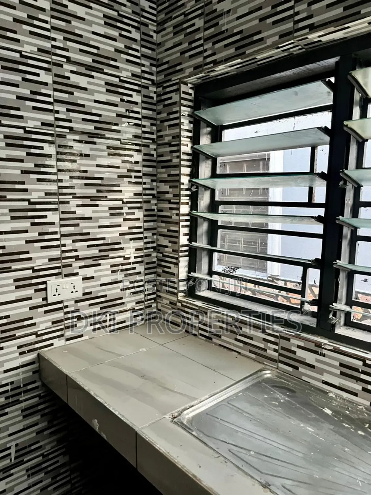 1bdrm Apartment in Dki Properties, Oyibi for rent