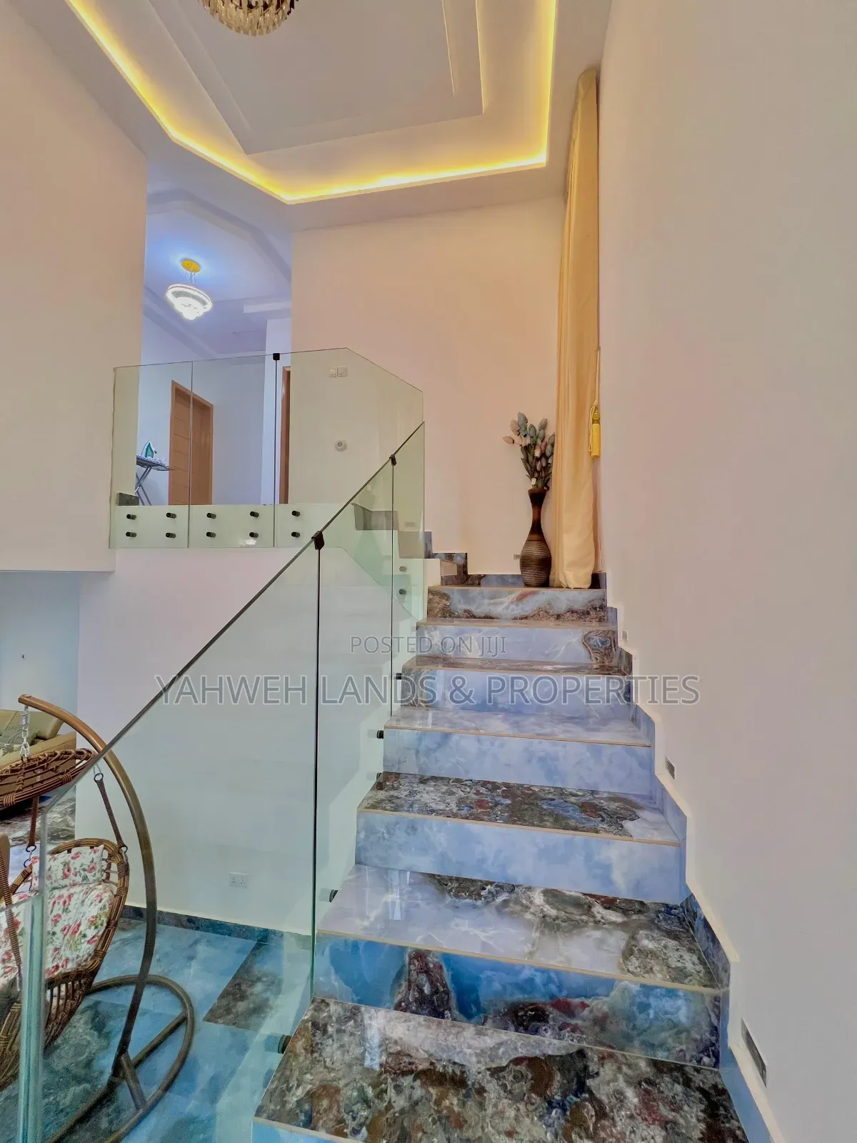 Furnished 4bdrm Townhouse / Terrace in Lashibi for rent