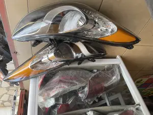 Hyundai Elentra 2011-2015 Headlights Pair Original Tyc