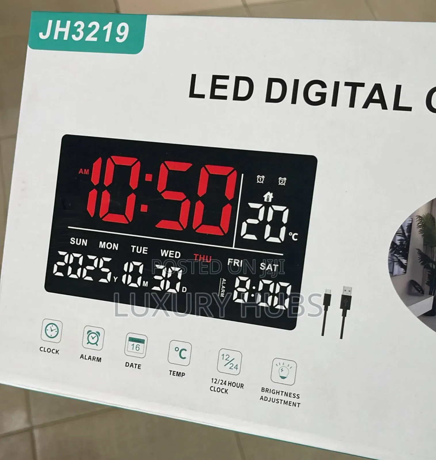 Digital Alarm Clock With Temperature Display