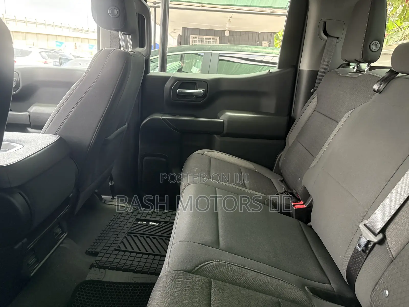 Chevrolet Silverado 1500 2022 Red