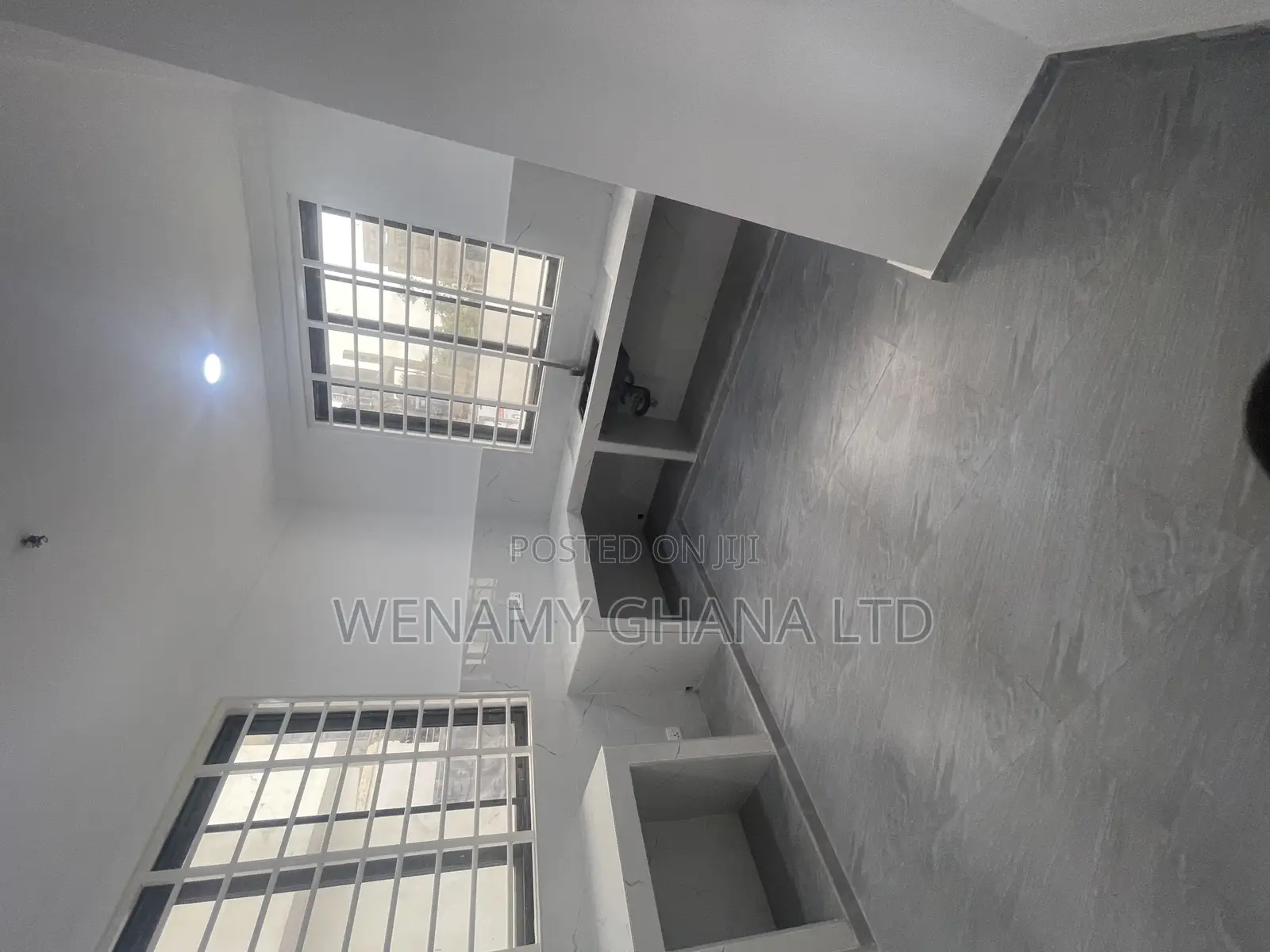 3bdrm Townhouse/Terrace in Accra for sale