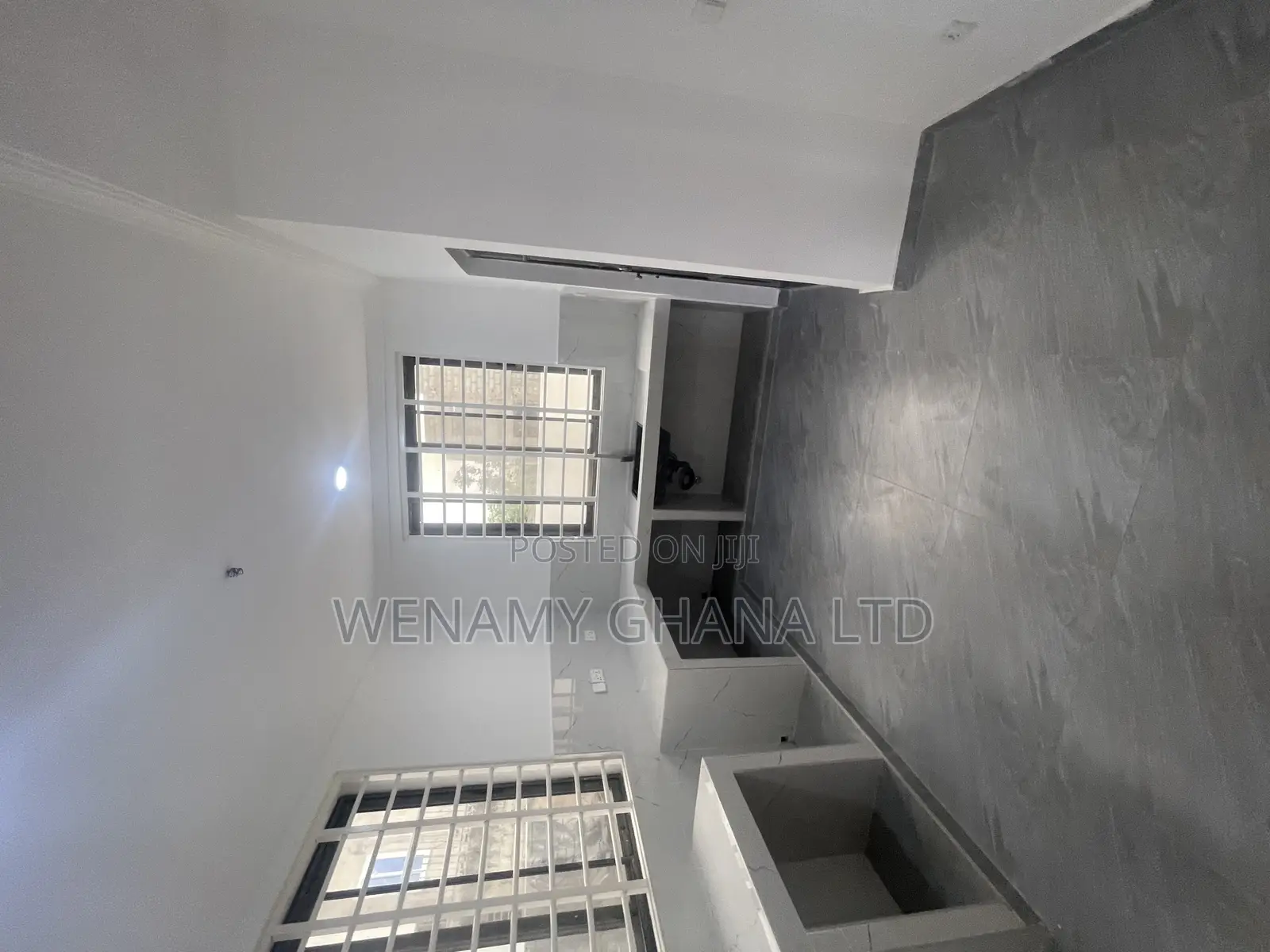 3bdrm Townhouse/Terrace in Accra for sale