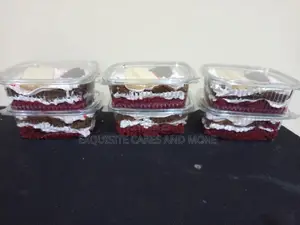 Cake Parfait - Medium