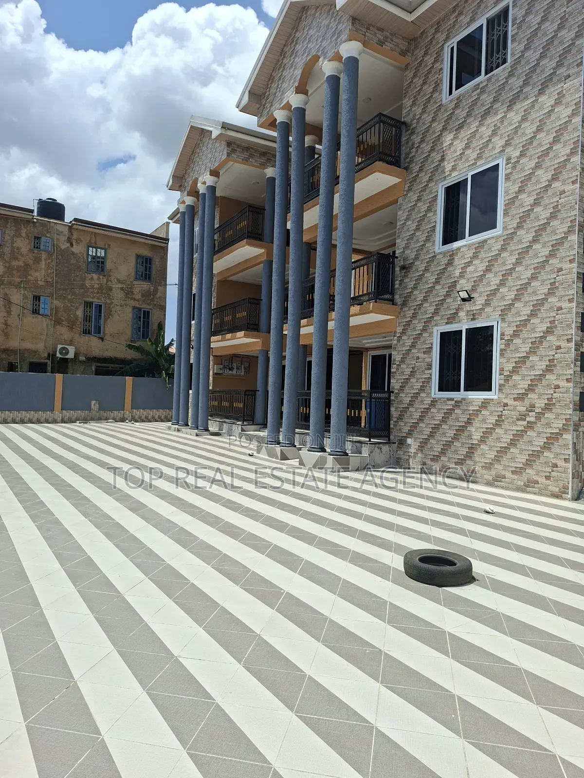 2bdrm Apartment in Oyarifa Ayi Mensah for rent