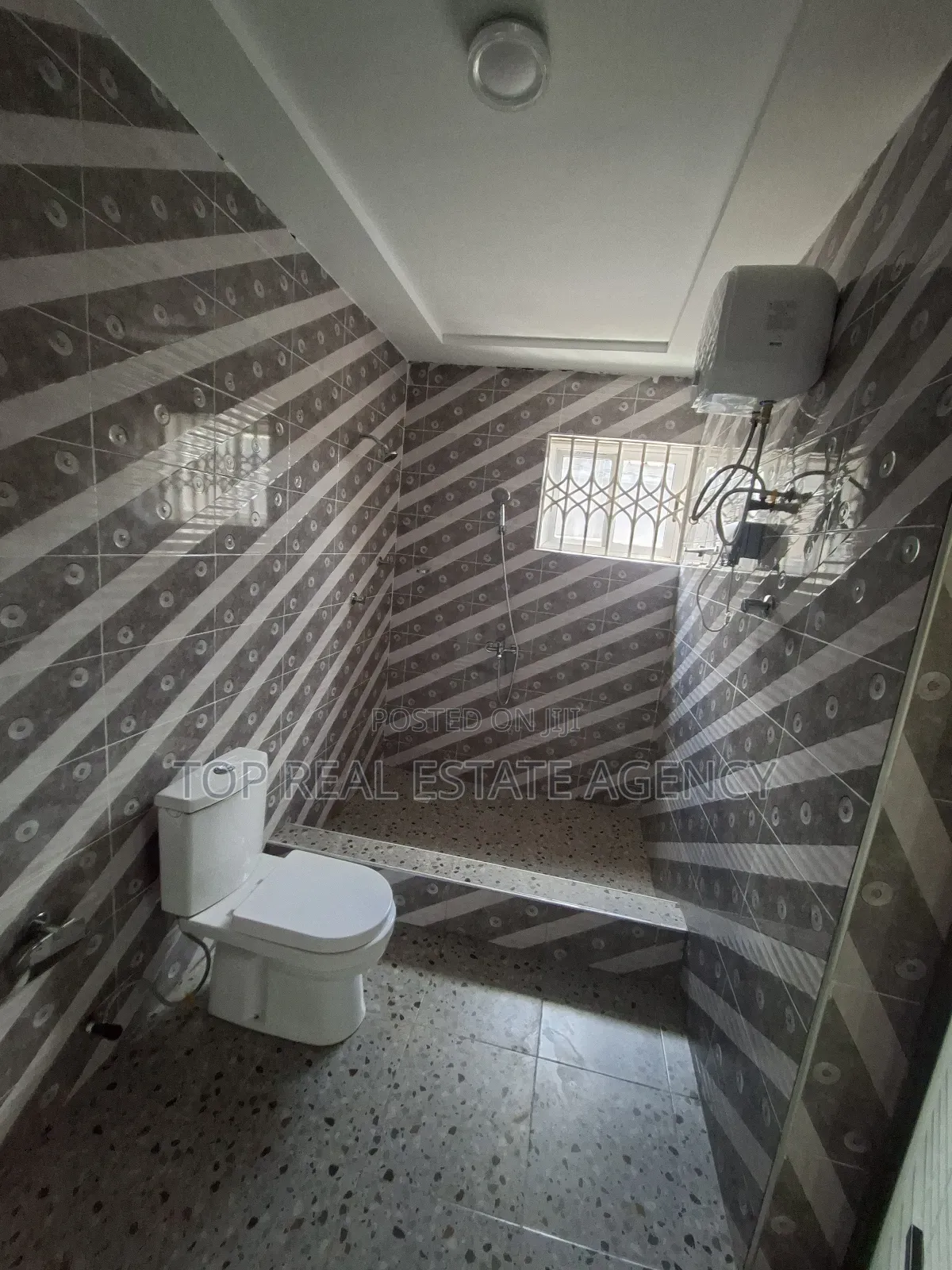 2bdrm Apartment in Oyarifa Ayi Mensah for rent